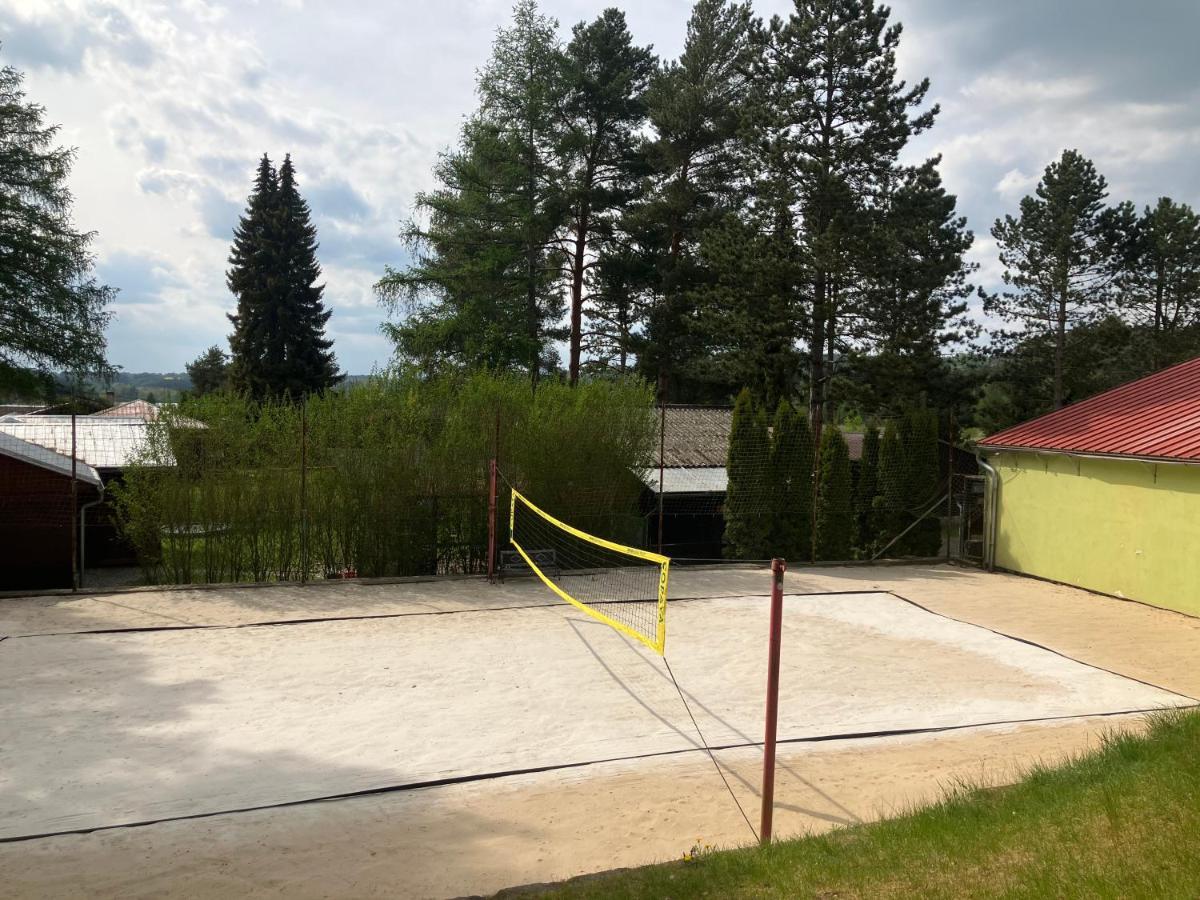 Raj Sportovni A Rekreacni Resort Branzez Kněžmost Buitenkant foto