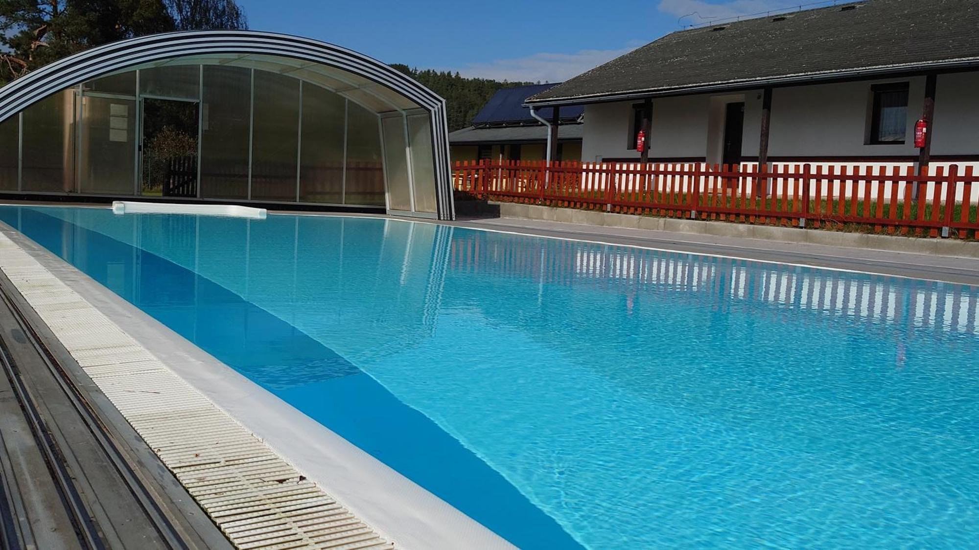Raj Sportovni A Rekreacni Resort Branzez Kněžmost Buitenkant foto