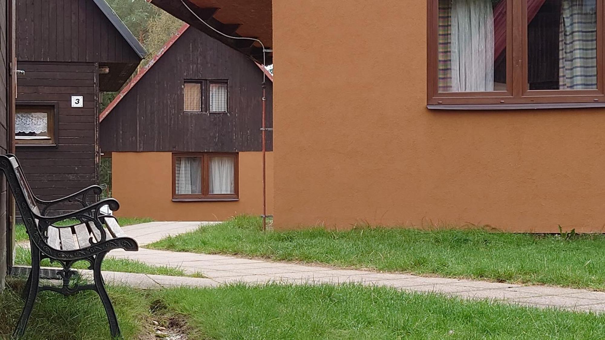 Raj Sportovni A Rekreacni Resort Branzez Kněžmost Buitenkant foto