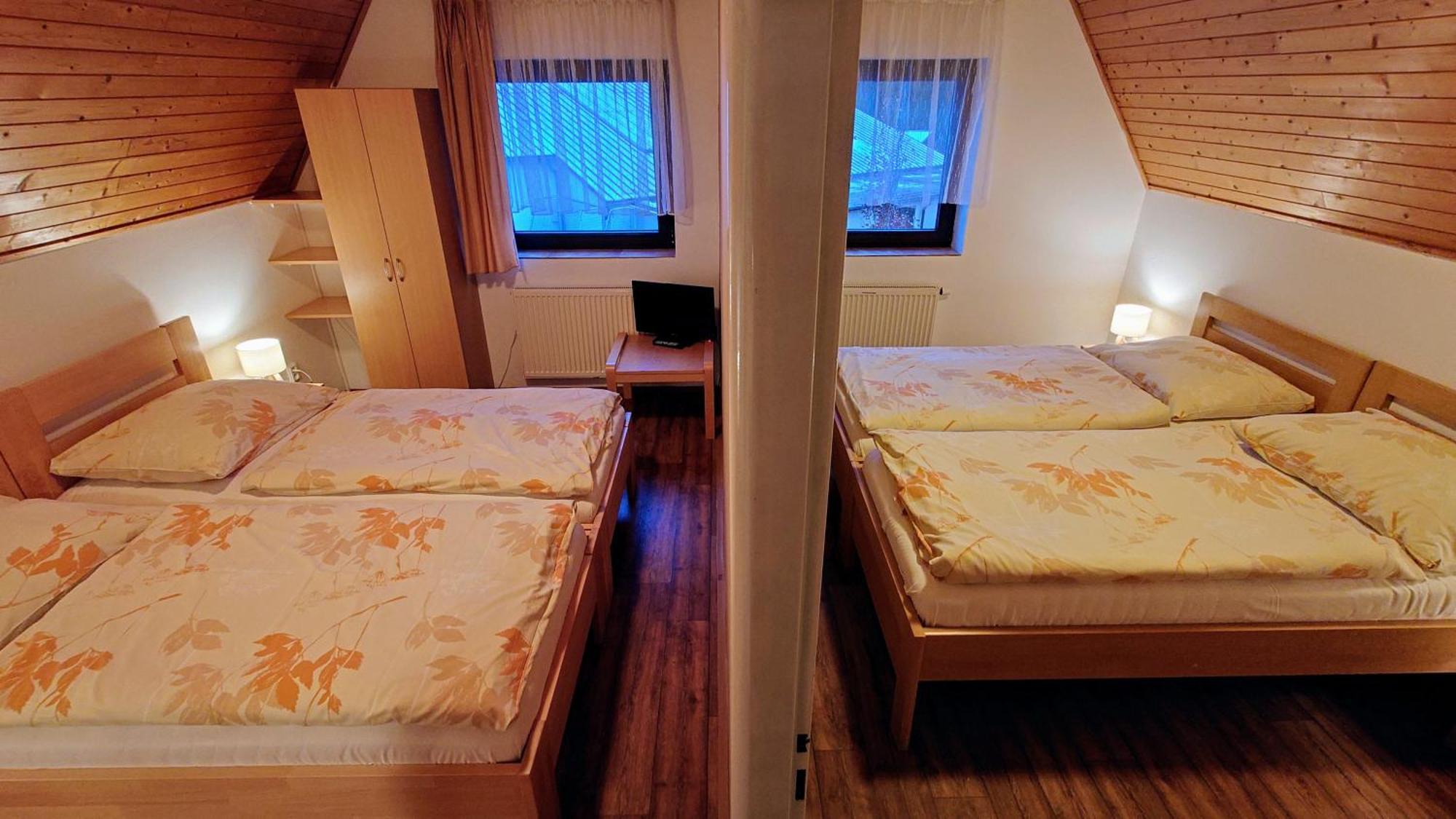 Raj Sportovni A Rekreacni Resort Branzez Kněžmost Buitenkant foto